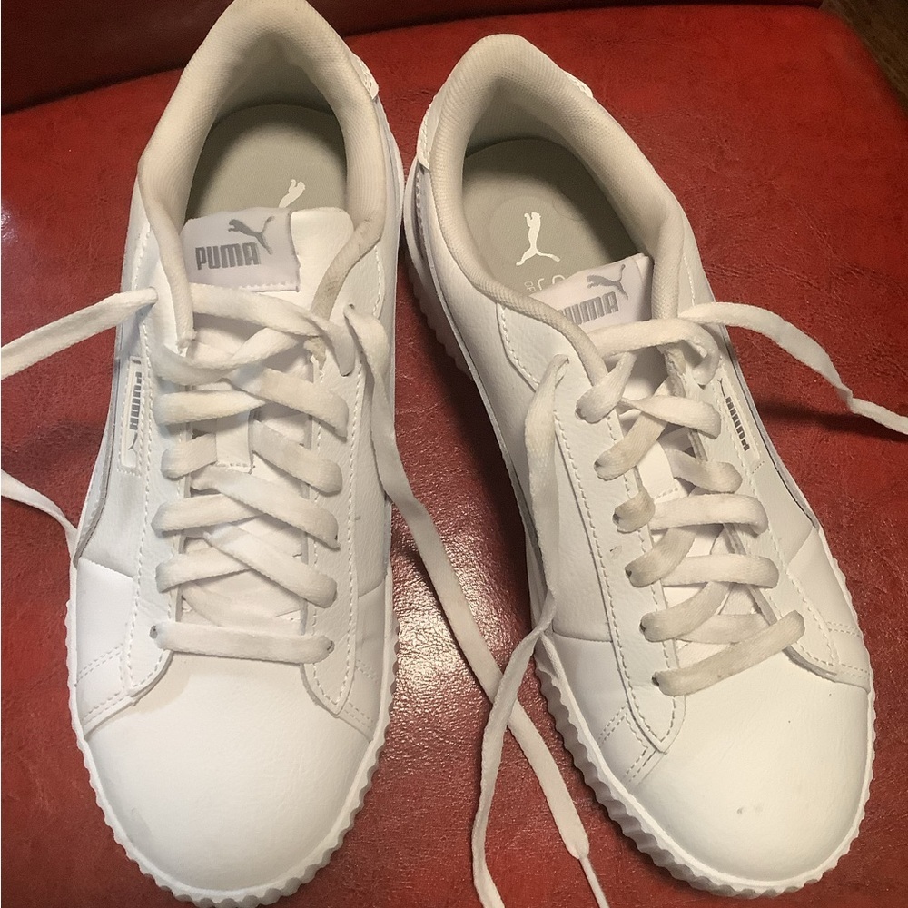 Puma womens athletic carina white low top leather synthetic lace up sneakers 8.5